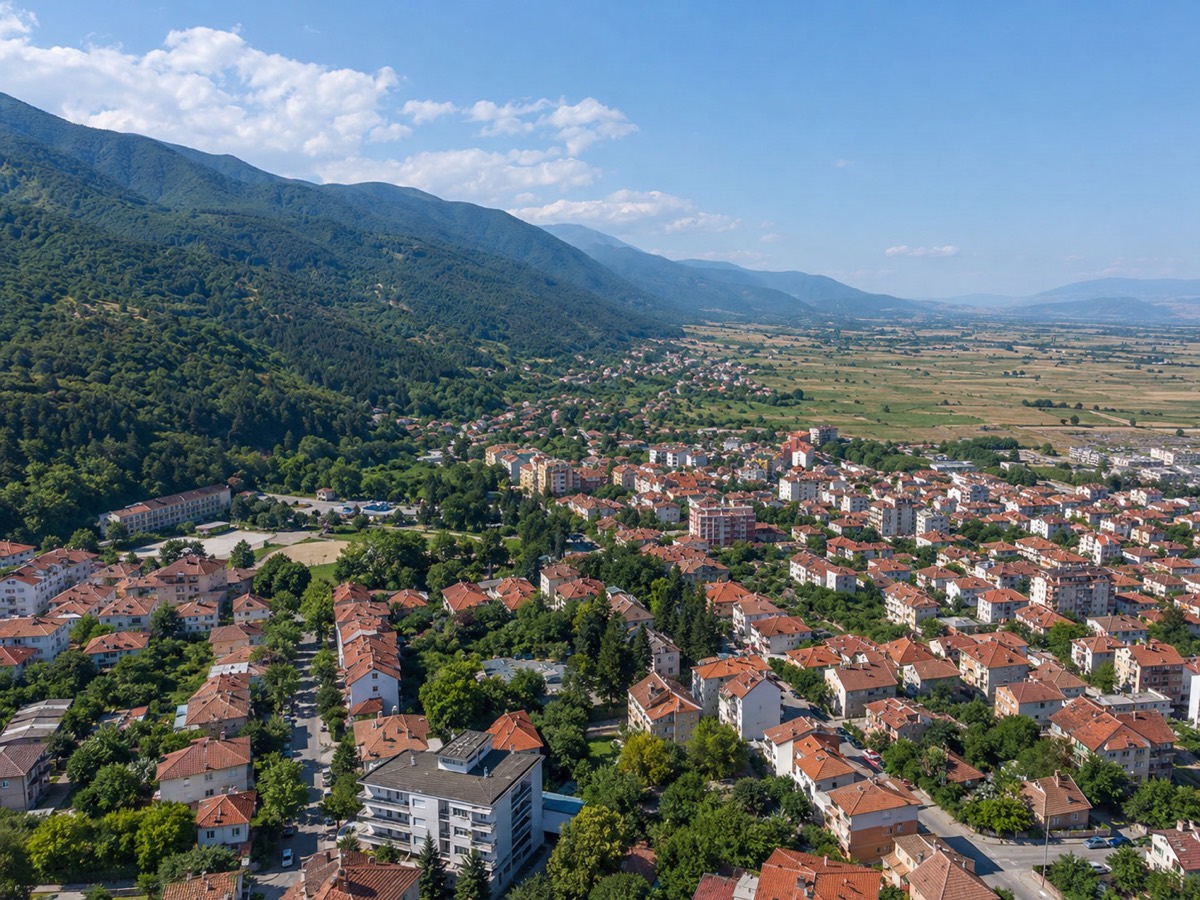 A town in the valley